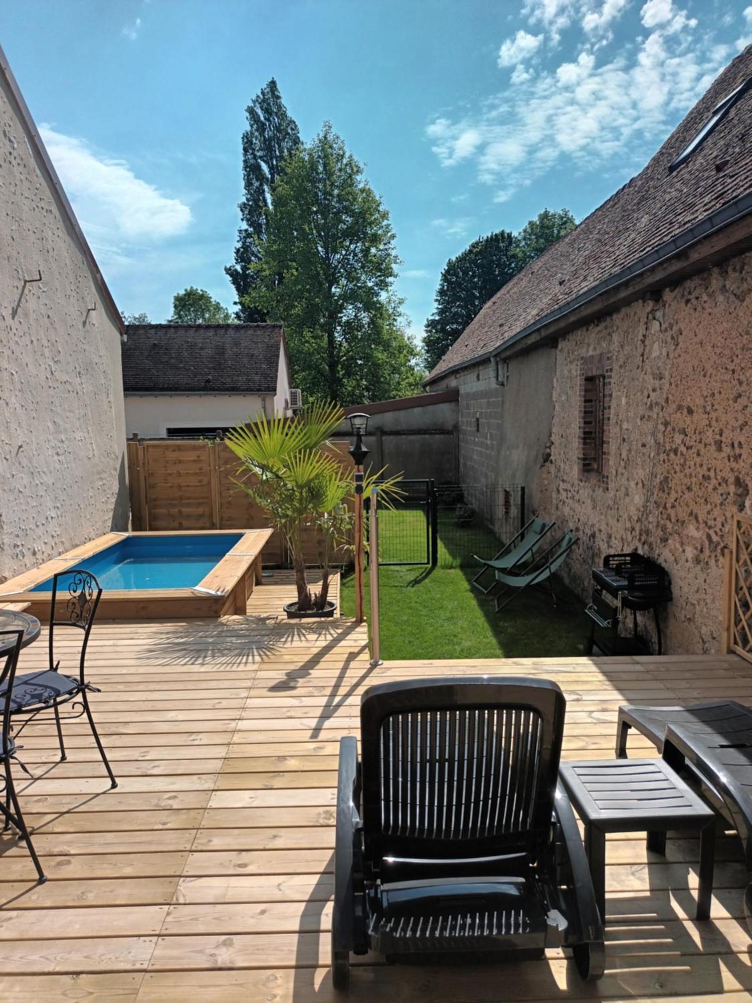 Saint-Hilaire-sur-YerreLe Samui别墅 外观 照片